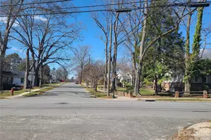 702 S Chester St, Gastonia, NC 28052 - Photo 1