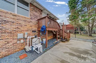 794 Hathcock Glen Dr, Oakboro, NC 28129 - Photo 11