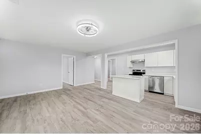 411 N Mulberry Street, Cherryville, NC 28021 - Photo 5