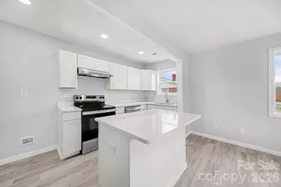 411 N Mulberry Street, Cherryville, NC 28021 - Photo 7