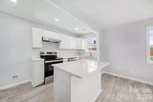 411 N Mulberry St, Cherryville, NC 28021 - Photo 7