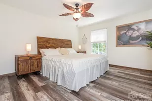 8340 Meadow Lakes Dr, Charlotte, NC 28210 - Photo 19