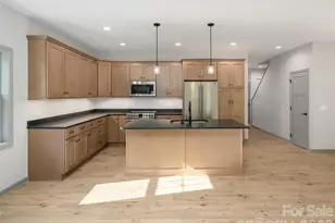 100 Red Twig Ln, Burnsville, NC 28704 - Photo 13