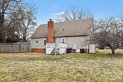 2166 Statesville Highway, Mooresville, NC 28115 - Photo 15