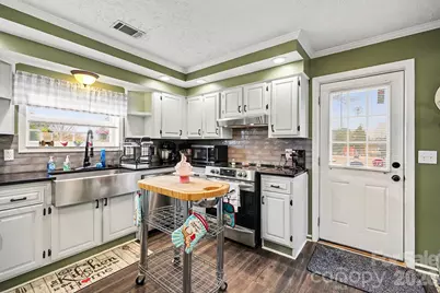 2166 Statesville Highway, Mooresville, NC 28115 - Photo 5