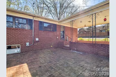 711 N Oak Street, Lincolnton, NC 28092 - Photo 11