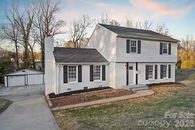 6713 Somersworth Drive, Charlotte, NC 28215 - Photo 3