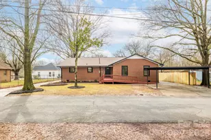 407 Thomas St, Marshville, NC 28103 - Photo 9