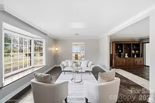 6803 Pencade Ln, Charlotte, NC 28215 - Photo 5