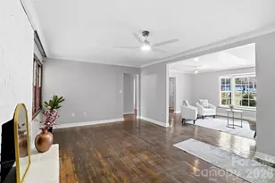 6803 Pencade Ln, Charlotte, NC 28215 - Photo 9