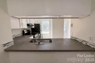 9432 Lexington Cir, Charlotte, NC 28213 - Photo 9