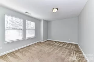 4316 Hubbard Rd, Charlotte, NC 28269 - Photo 37