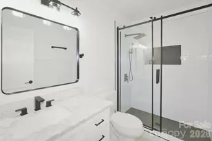 8805 Hunter Ridge Dr, Charlotte, NC 28226 - Photo 15