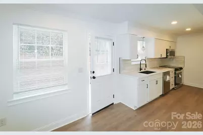 8805 Hunter Ridge Drive, Charlotte, NC 28226 - Photo 7