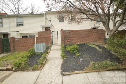 8805 Hunter Ridge Drive, Charlotte, NC 28226 - Photo 19