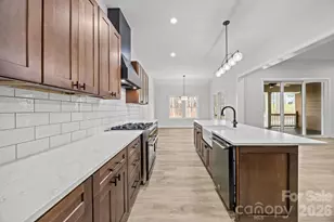 124 Taylors Gdn Wy, Statesville, NC 28625 - Photo 13