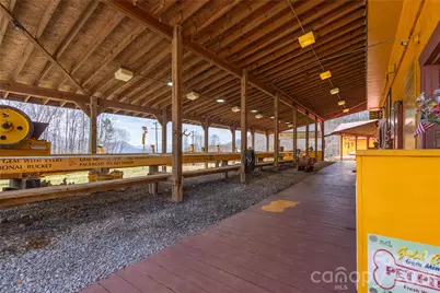 9410 Sylva Road, Franklin, NC 28734 - Photo 7