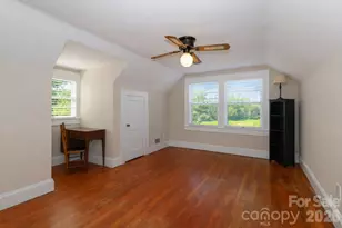 216 31st Ave NW, Hickory, NC 28601 - Photo 17