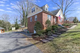 216 31st Ave NW, Hickory, NC 28601 - Photo 35