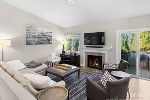 120 Deerlake Dr, Asheville, NC 28803 - Photo 3