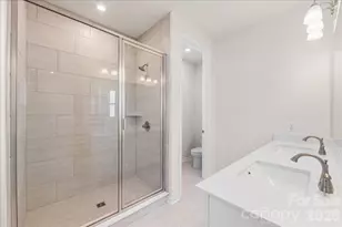 3045 Hutton Gdns Ln, Charlotte, NC 28269 - Photo 13