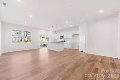 3045 Hutton Gardens Lane, Charlotte, NC 28269 - Photo 5