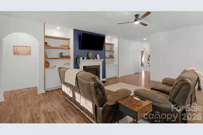 4040 Deep River Way, Waxhaw, NC 28173 - Photo 15