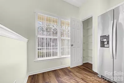 8031 Stoneham Court, Matthews, NC 28105 - Photo 7