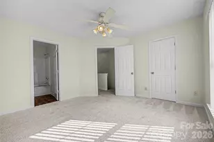 8031 Stoneham Ct, Matthews, NC 28105 - Photo 13