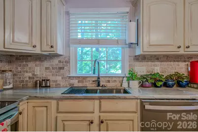 303 Theron Court, Candler, NC 28715 - Photo 13