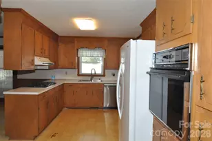 1316 Cornwell Rd, Blackstock, SC 29014 - Photo 7