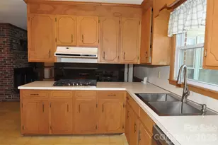 1316 Cornwell Rd, Blackstock, SC 29014 - Photo 7