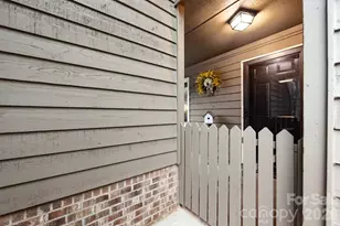3929 Colony Crossing Dr, Charlotte, NC 28226 - Photo 13