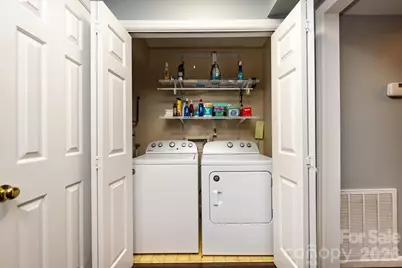 3929 Colony Crossing Drive, Charlotte, NC 28226 - Photo 17