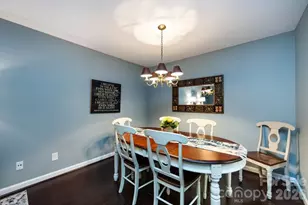 3929 Colony Crossing Dr, Charlotte, NC 28226 - Photo 3