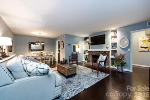 3929 Colony Crossing Dr, Charlotte, NC 28226 - Photo 5