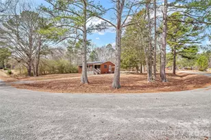 3489 Oakridge Rd, Lancaster, SC 29720 - Photo 3
