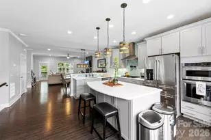 346 Belton St, Charlotte, NC 28209 - Photo 3