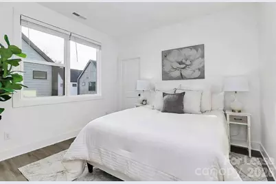 1114 Ivan Drive, Charlotte, NC 28216 - Photo 25