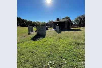 325 29th Avenue Drive NW #TR 1, Hickory, NC 28601 - Photo 11