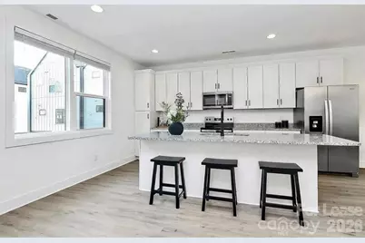 3432 Brookshire Boulevard, Charlotte, NC 28216 - Photo 13