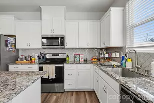 5608 Axil Ln, Charlotte, NC 28269 - Photo 11