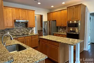 10304 Merlin Meadows Ct, Charlotte, NC 28277 - Photo 5