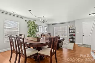 2802 Buckleigh Dr, Charlotte, NC 28215 - Photo 3