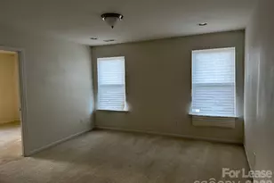 3317 Mortemer Ln, Charlotte, NC 28262 - Photo 11