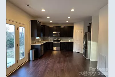 3317 Mortemer Lane, Charlotte, NC 28262 - Photo 3