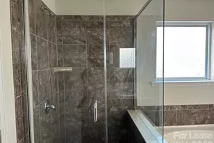 3317 Mortemer Ln, Charlotte, NC 28262 - Photo 9