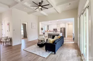 1322 Kensington Cir, Newton, NC 28658 - Photo 9