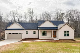 1322 Kensington Cir, Newton, NC 28658 - Photo 1