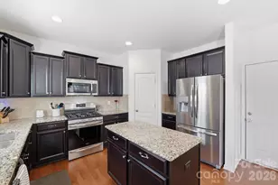 2870 Shale Dr, Davidson, NC 28036 - Photo 15